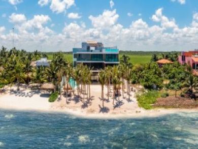Tulum Luxury Vacation Home Sleeps Fourteen Guests.