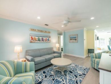 Holmes Beach Vacation Rental Sleeps Four Guests