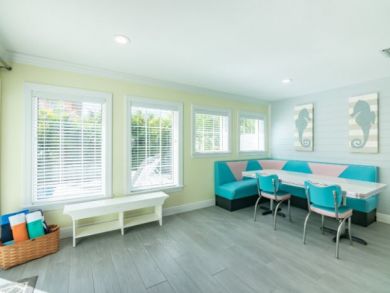 Holmes Beach Vacation Rental Sleeps Four Guests