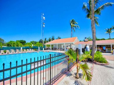 Captiva Vacation Rental Sleeps Six Guests Club Privileges - additional view, photo 2