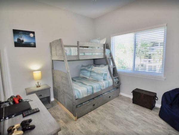 Captiva Vacation Rental Home Seven Bedrooms
