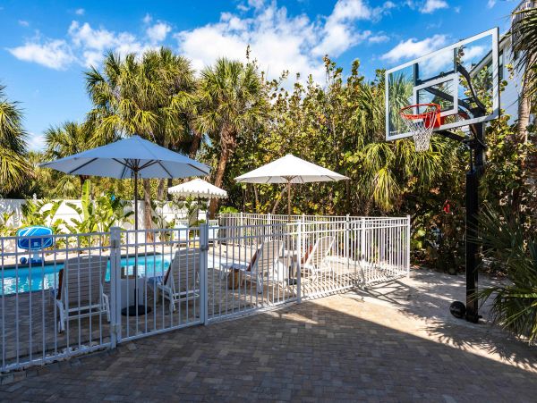 Luxurious Island Retreat on North Captiva