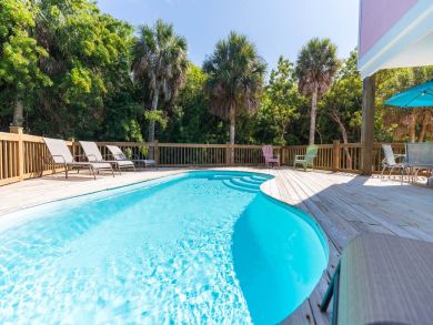 Charming Vacation Rental on C aptiva. Call Today. Charming Vacation Rental on C aptiva. Call Today.