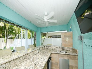 Holmes Beach Vacation Rental 5 Bedrooms Sleeps Ten Guests