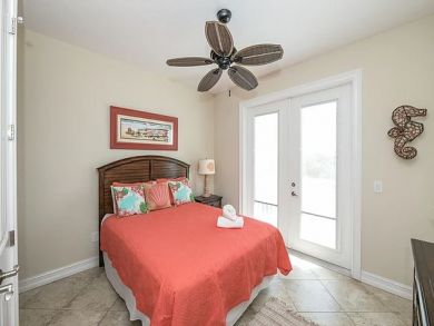 Holmes Beach Vacation Rental 5 Bedrooms Sleeps Ten Guests