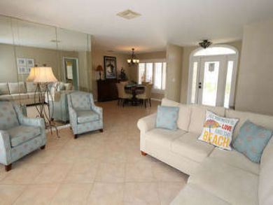 Charming Vacation Rental on Cape Coral. Call Today. Charming Vacation Rental on Cape Coral. Call Today.
