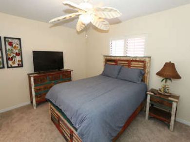 Charming Vacation Rental on Cape Coral. Call Today. Charming Vacation Rental on Cape Coral. Call Today.