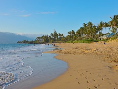 Kihei Vacation Rental Home On Beach Three Bedrooms Sleeps 6