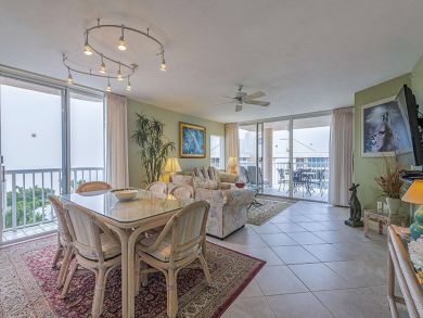 Charming Beachfront Condo Retreat in Naples