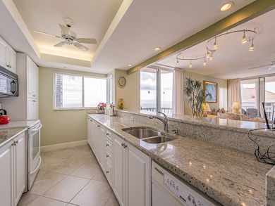 Charming Beachfront Condo Retreat in Naples