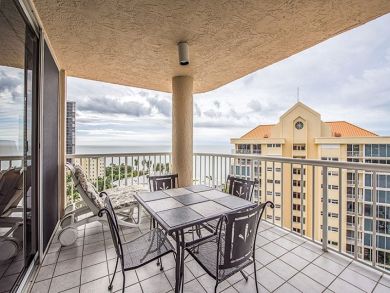 Charming Beachfront Condo Retreat in Naples