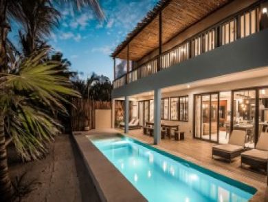 Tulum Vacatin Home Sleeps Twelve Guests. Tulum Vacatin Home Sleeps Twelve Guests.