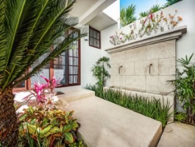 Tulum Vacatin Home Sleeps Twelve Guests. Tulum Vacatin Home Sleeps Twelve Guests.