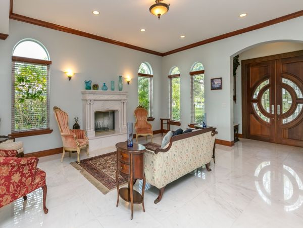 Miami Waterfront Vacation Rental Villa - Luxury Miami Vacation Home with Pool & Dock