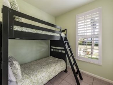 Marco Island  Home Sleeps Ten Guests. Half Mile to Beach