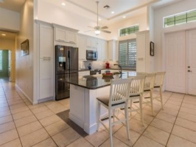Marco Island  Home Sleeps Ten Guests. Half Mile to Beach