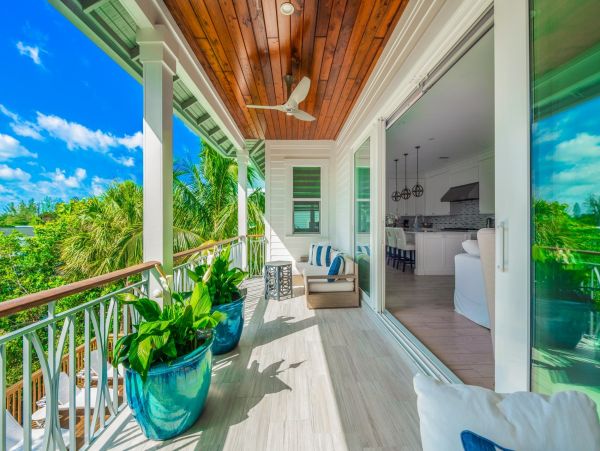 Anna Maria Vacation Rental Sleeps Eight Guests Private Pool