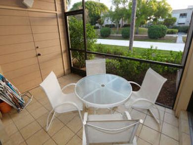 Charming Vacation Rental on Sanibel. Call Today.