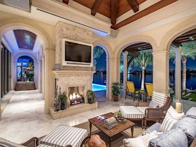 Stunning Luxury Home on the Water in Naples