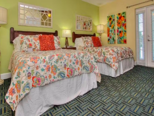 Indian Rocks Vacation Condo Sleeps Eight Guests.