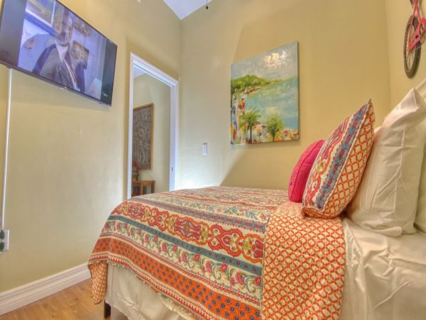Madeira Vacation Condo Sleeps Six Guests.