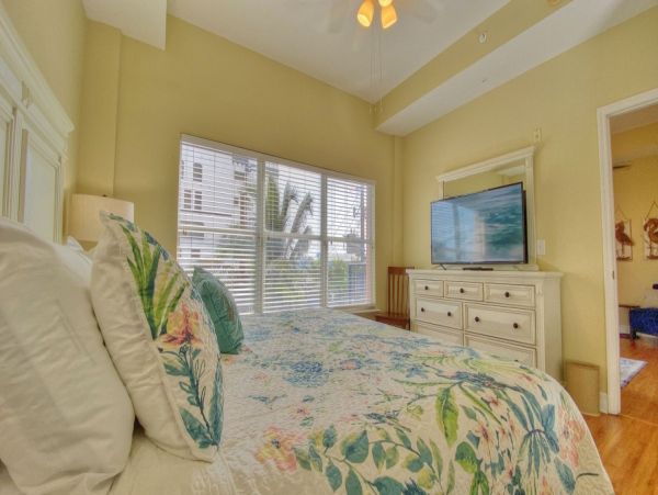 Madeira Vacation Condo Sleeps Six Guests.