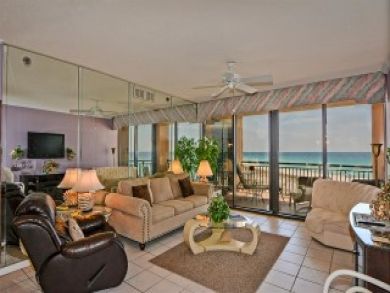 Navarre Vacation Beach Condo Sleeps Six Guests - 2 Bedrooms