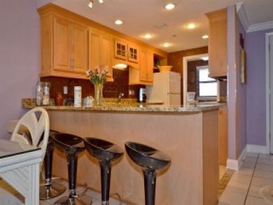 Navarre Vacation Beach Condo Sleeps Six Guests - 2 Bedrooms