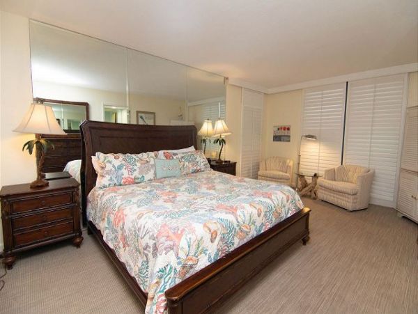Beachfront Sanibel Vacation Rental Condo Three Bedrooms
