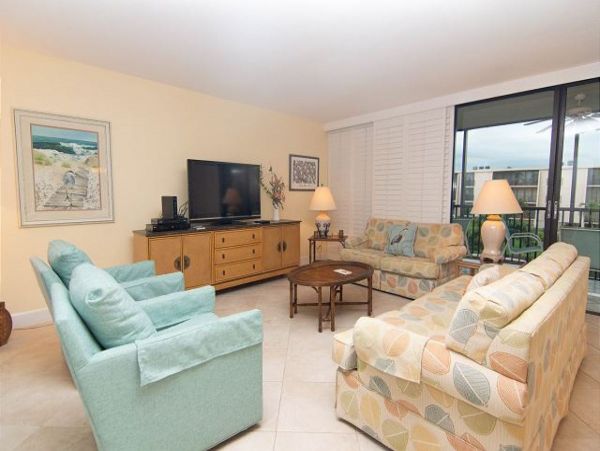 Beachfront Sanibel Vacation Rental Condo Three Bedrooms