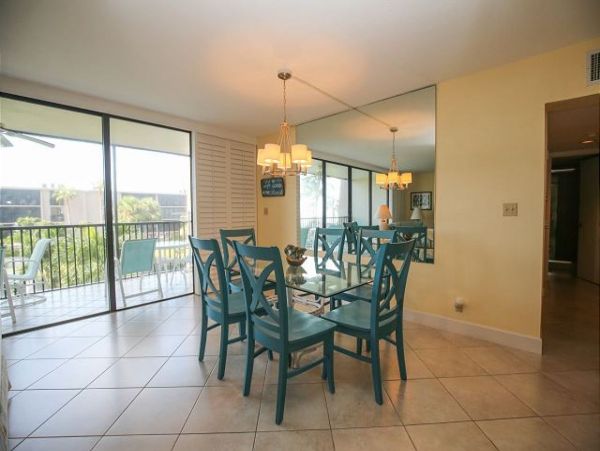 Beachfront Sanibel Vacation Rental Condo Three Bedrooms