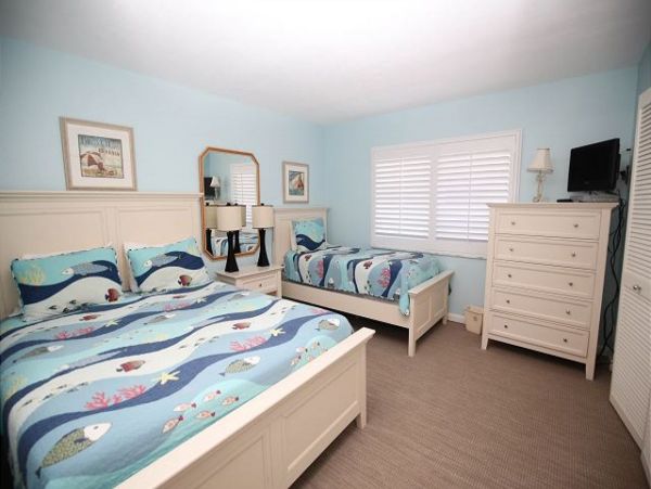 Beachfront Sanibel Vacation Rental Condo Three Bedrooms