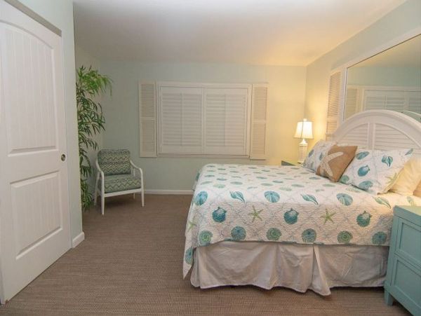 Beachfront Sanibel Vacation Rental Condo Three Bedrooms