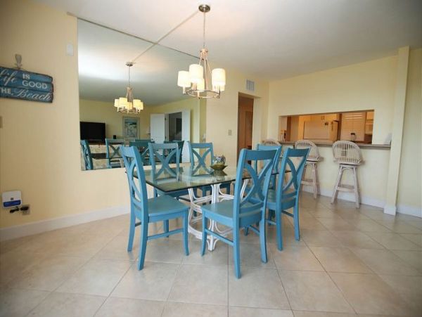 Beachfront Sanibel Vacation Rental Condo Three Bedrooms