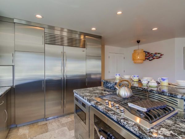 Pacific Beach Luxury Vacation Home, 4 Bedrooms