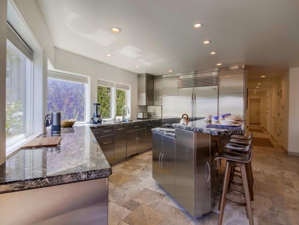 Pacific Beach Luxury Vacation Home, 4 Bedrooms