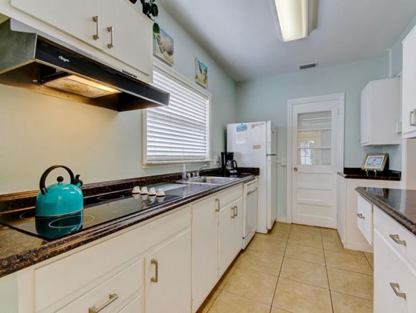 Clearwater Vacation Home Sleeps 26 Guests Walk To Beach