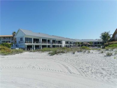 Charming Vacation Rental on Holmes Beach. Call Today.