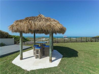 Charming Vacation Rental on Holmes Beach. Call Today.