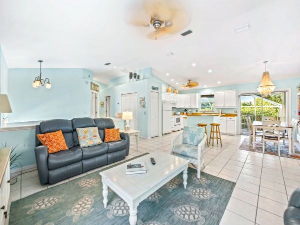 Anna Maria Vacation Rentals Sleeps Six Guests