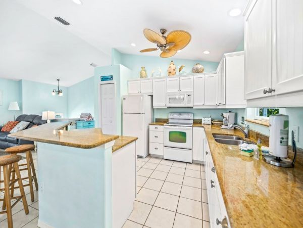 Anna Maria Vacation Rentals Sleeps Six Guests