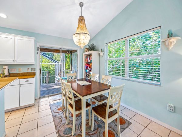 Anna Maria Vacation Rentals Sleeps Six Guests