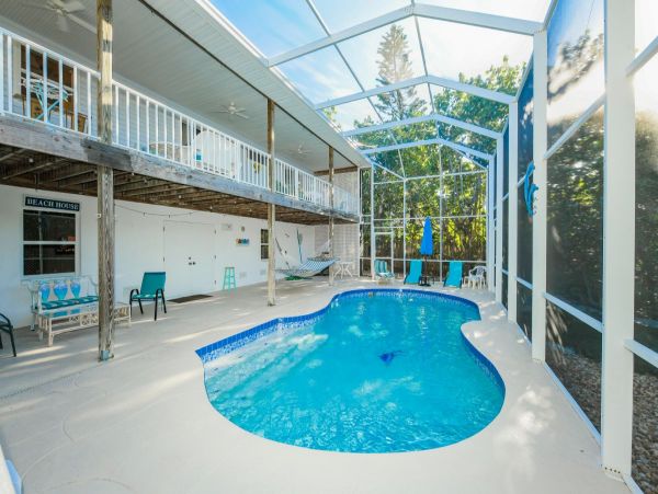 Anna Maria Vacation Rentals Sleeps Six Guests