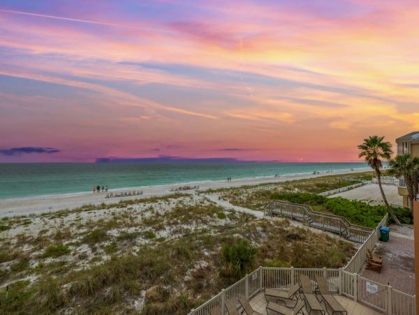Luxury Gulf-Front Penthouse with Breathtaking Views on Anna Maria Island