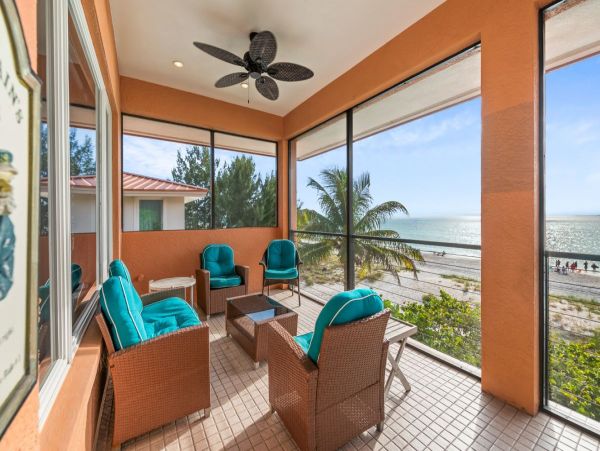 Luxury Gulf-Front Penthouse with Breathtaking Views on Anna Maria Island