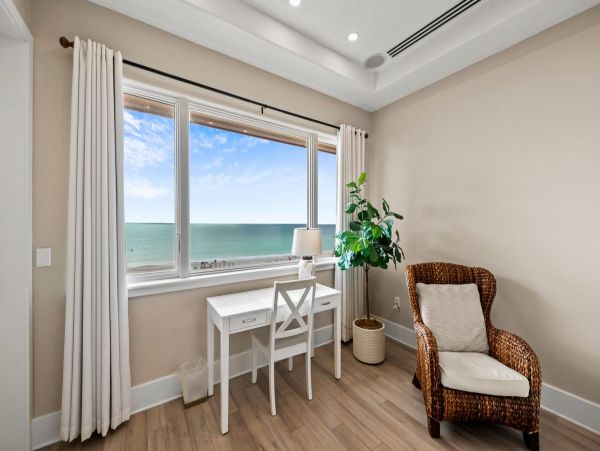 Luxury Gulf-Front Penthouse with Breathtaking Views on Anna Maria Island