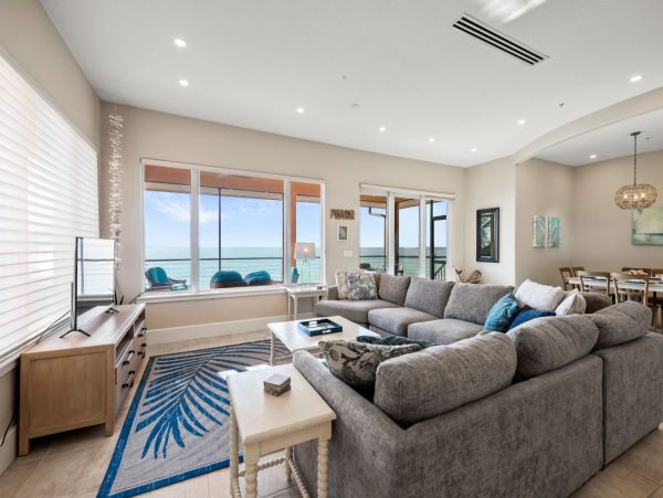 Luxury Gulf-Front Penthouse with Breathtaking Views on Anna Maria Island
