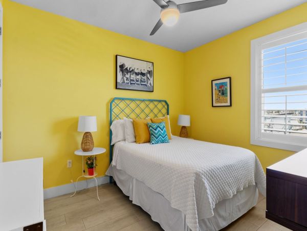 Bradenton Beach Vacation Rental - Luxury Home with Pool & Arcade