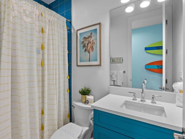 Bradenton Beach Vacation Rental - Luxury Home with Pool & Arcade
