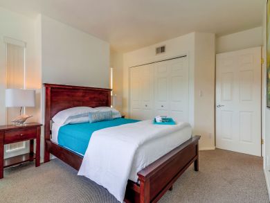 Ocean Beach California Two Bedrooms Rental Home Sleeps 6